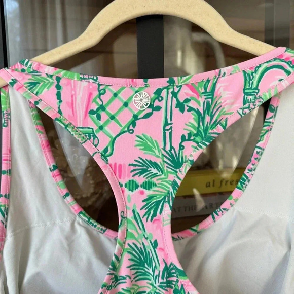 Lilly Pulitzer Tank Top Luxletic X Meryl Mina Built in bra UPF 50 active workout - Picture 8 of 8